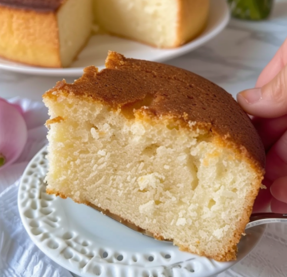 BIZCOCHO DE YOGUR (SÚPER ESPONJOSO)