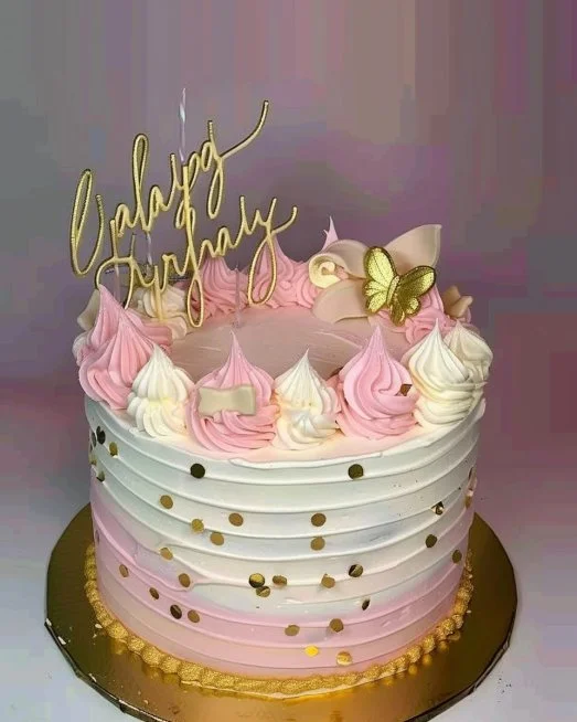Ejemplo de pastel de cumpleaños para adolescentes en 2025