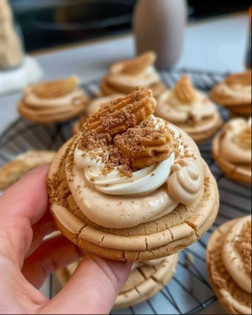 Galletas Crumbl de Lotus Biscoff con su textura crujiente y sabor irresistible