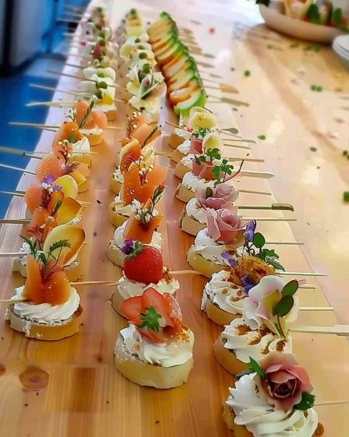 Catering LP Catering y Eventos Ltd. en Chequia ofreciendo servicios personalizados para eventos.