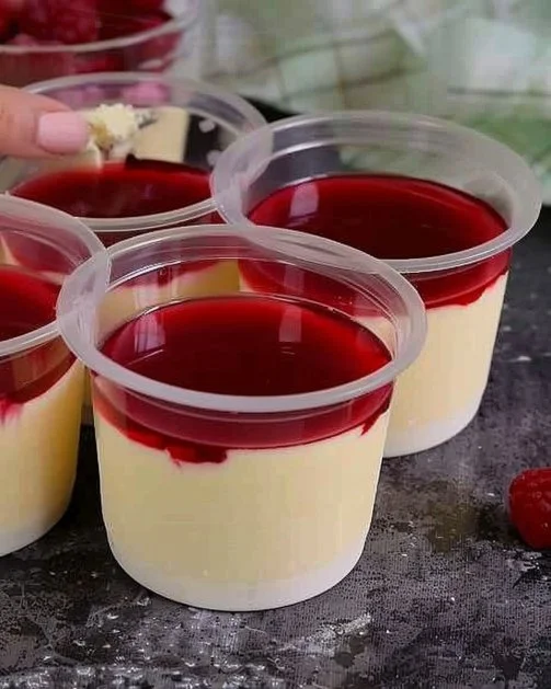 Delicioso postre fácil preparado para compartir en familia y amigos