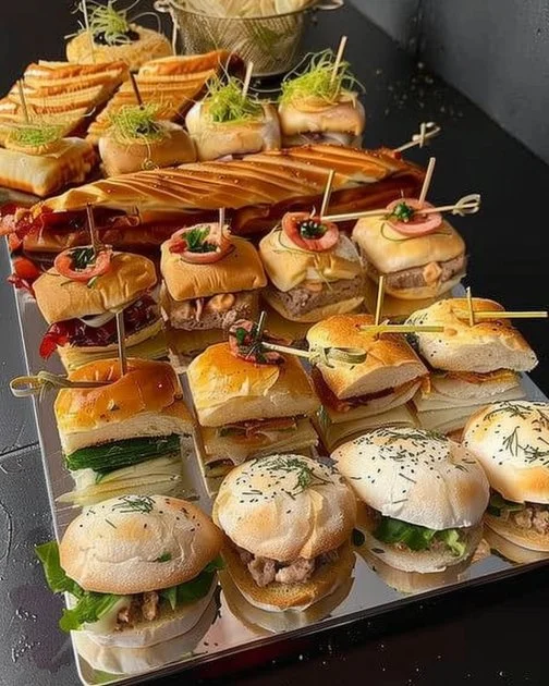 Sándwiches y rollos deliciosos, ideales para cualquier ocasión