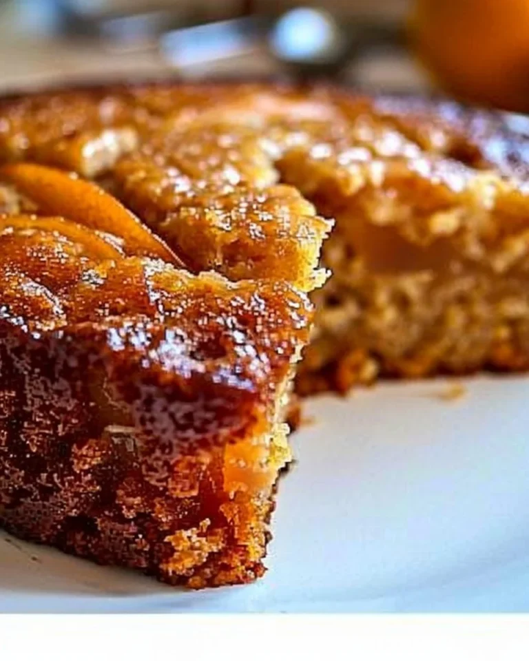 Bizcocho de avena, manzana y zanahoria recién horneado