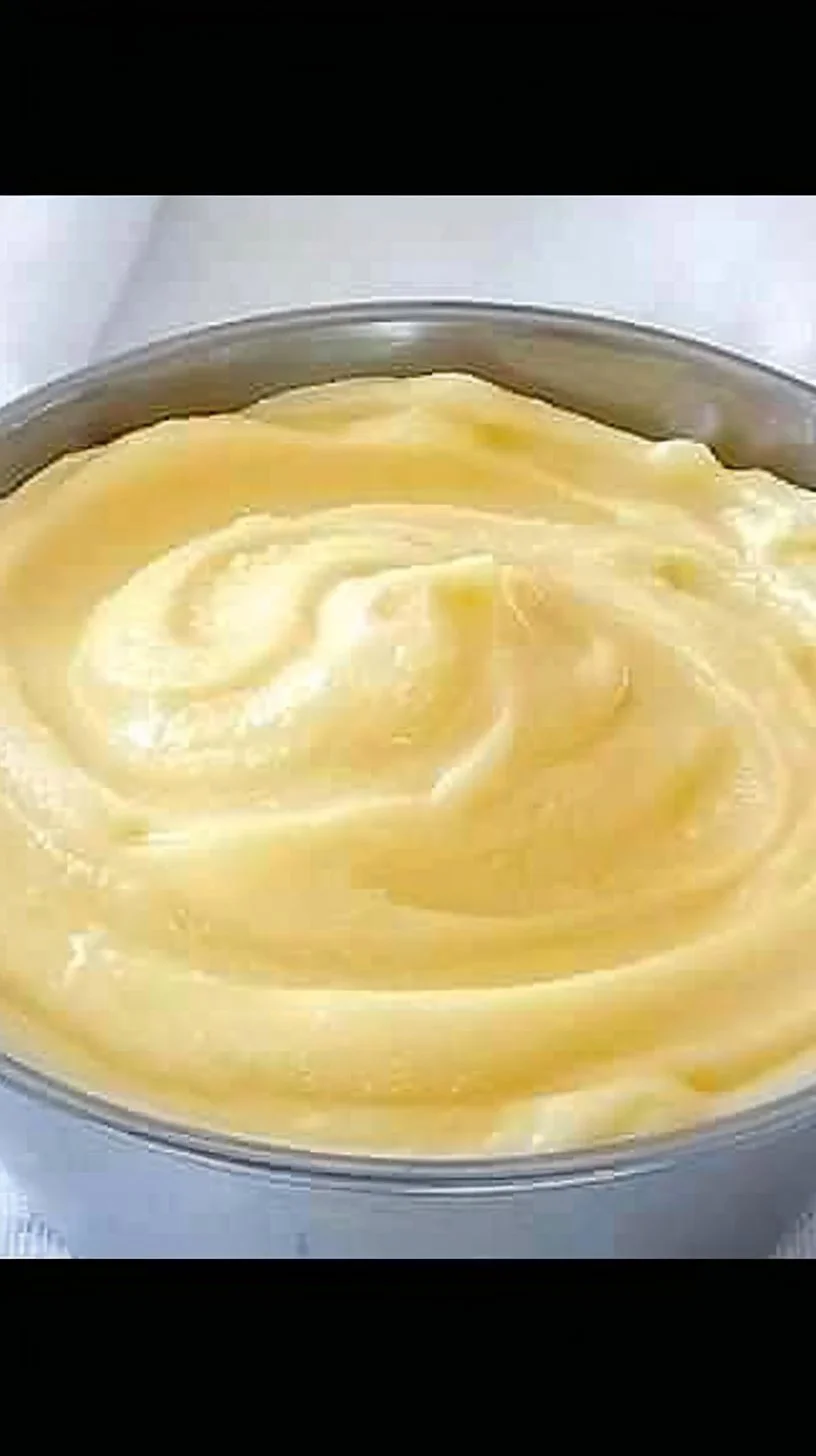 Receta de crema pastelera para postres y repostería