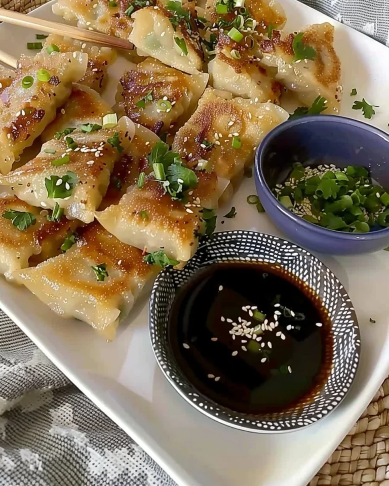 Rollitos crujientes de aperitivo sabrosos y fáciles de preparar