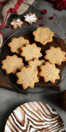 Galletas de mantequilla decoradas con glaseado colorido