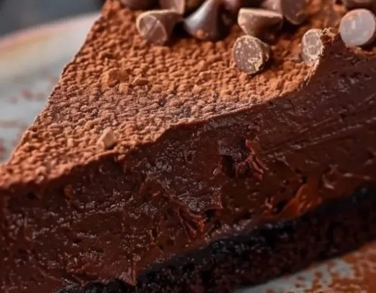 Tarta de chocolate keto, postre bajo en carbohidratos y rico en sabor