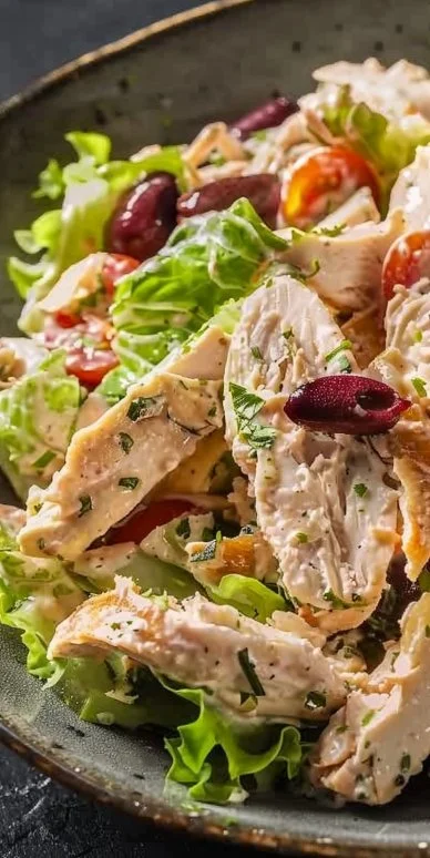 Ensalada cremosa de pollo